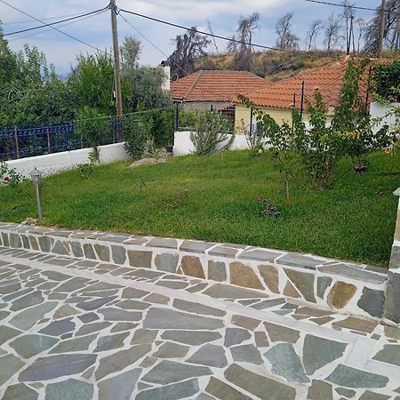 Σπίτι Στο Βουνό Αλλά Μια Ανάσα Από Τη Θάλασσα Villa Paleochori Exterior photo