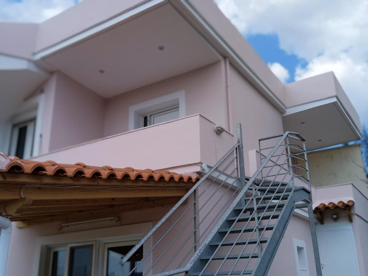 Σπίτι Στο Βουνό Αλλά Μια Ανάσα Από Τη Θάλασσα Villa Paleochori Exterior photo